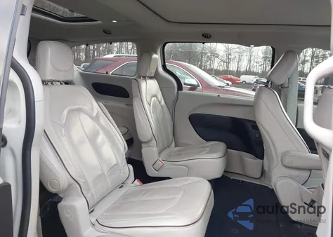 2020 Chrysler Pacifica Limited from USA, damaged, VIN 2C4RC1GG5LR283836